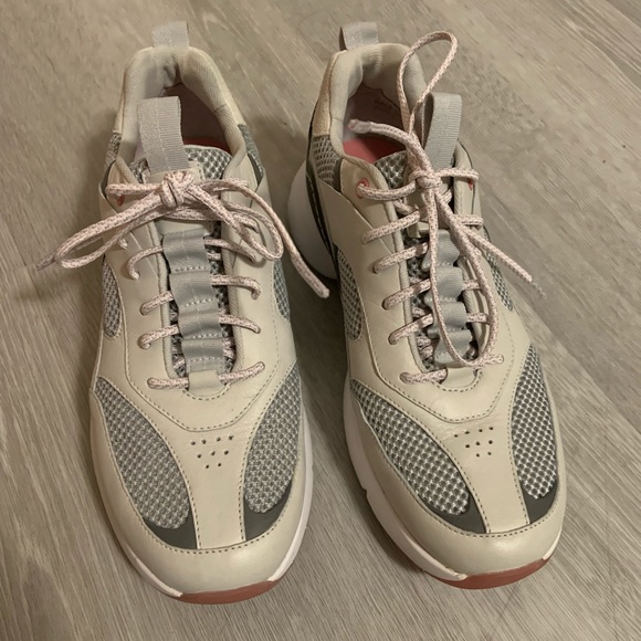 Cole Haan zerogrand running shoes - Picture 3 of 7